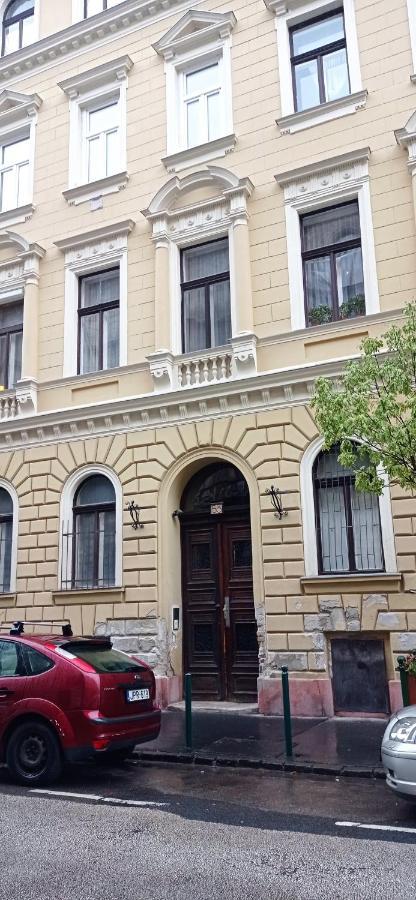 Western Apartman بودابست المظهر الخارجي الصورة